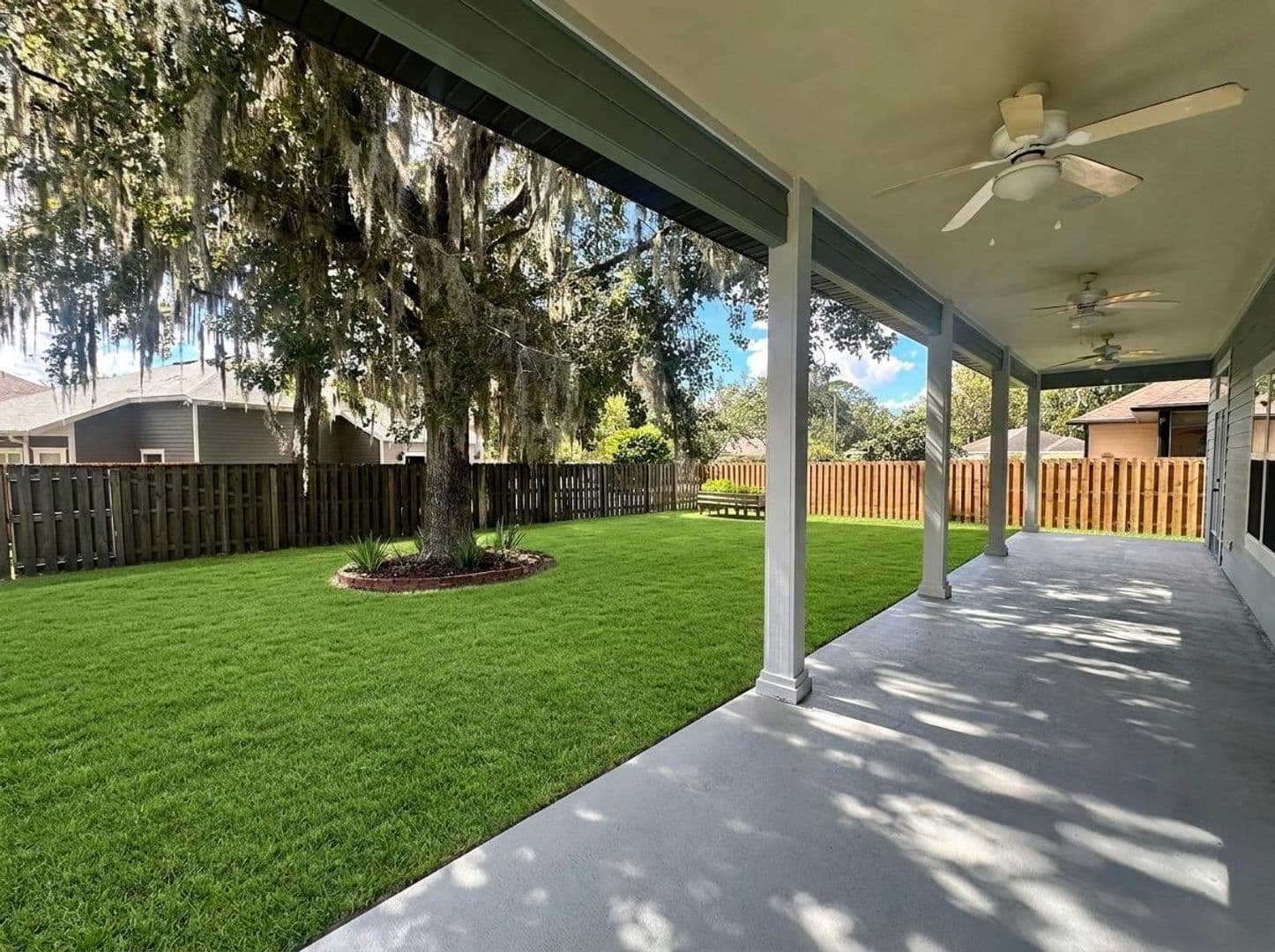 Alachua House: 7107 NW 121st Ave