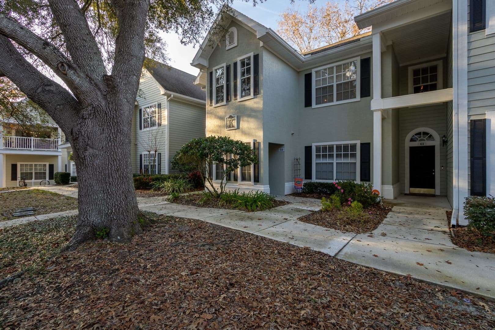 Gainesville House: 10000 SW 52nd Ave
