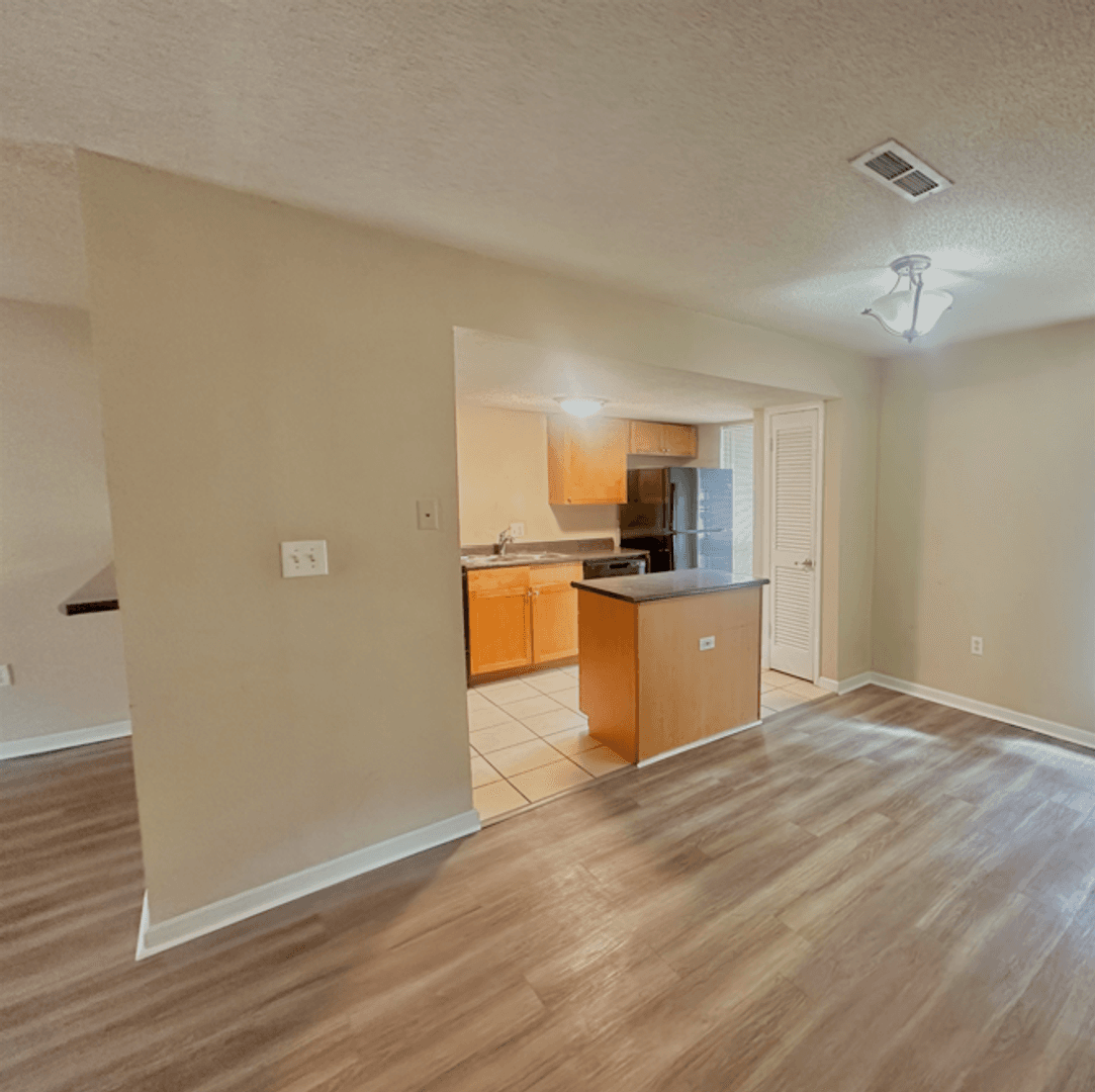 Gainesville House: 1810 NW 23rd Blvd #241
