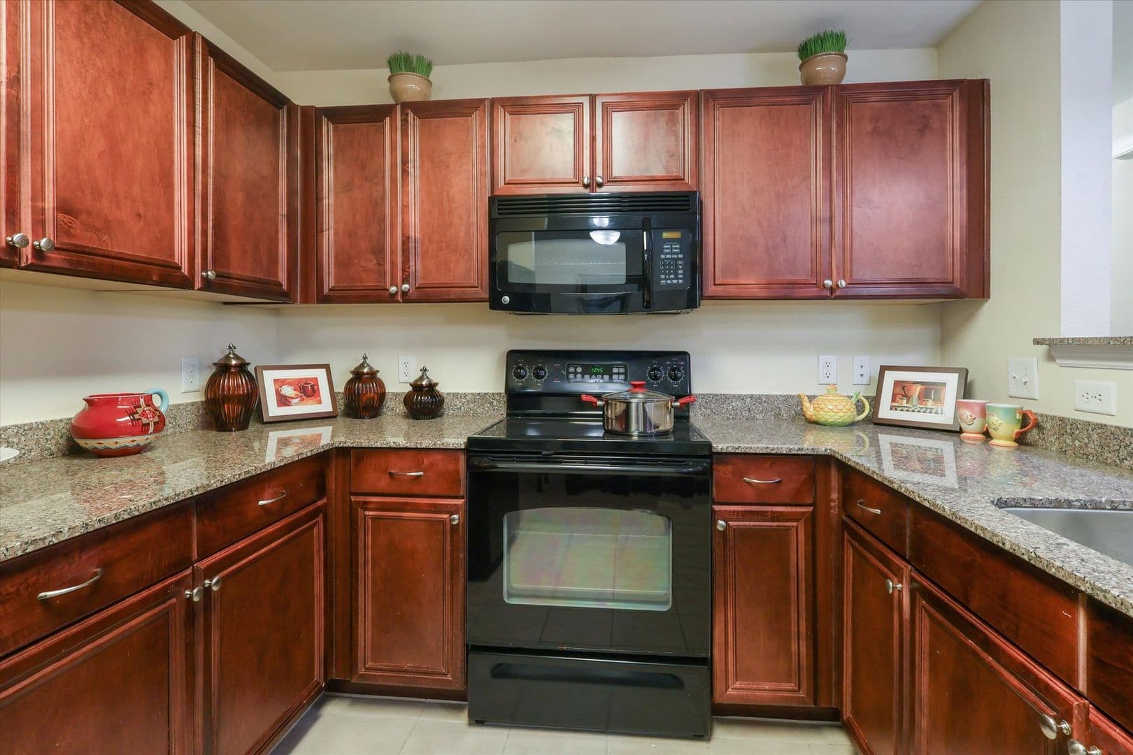 Gainesville Apartment: 505 SW 72nd Way