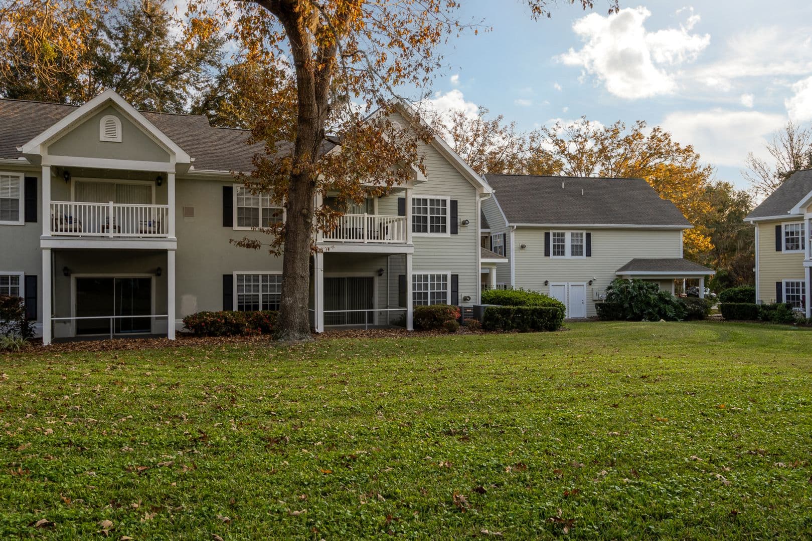 Gainesville House: 10000 SW 52nd Ave