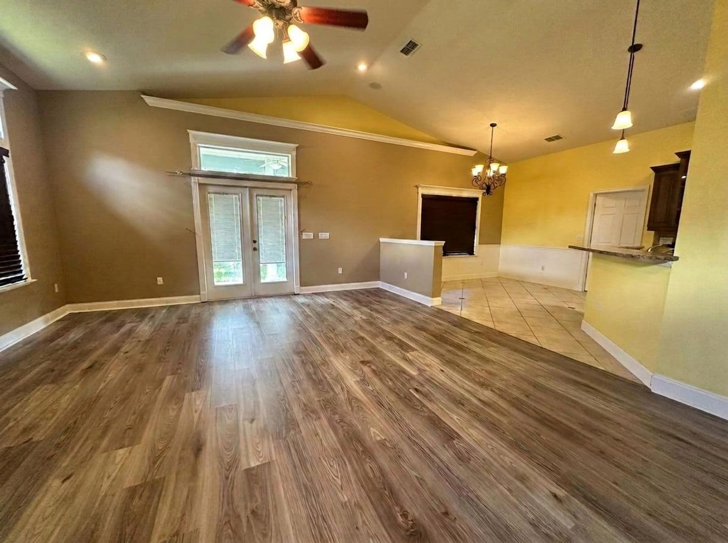 Alachua House: 7107 NW 121st Ave