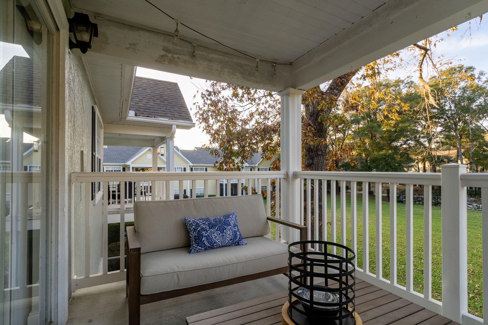 Gainesville House: 10000 SW 52nd Ave