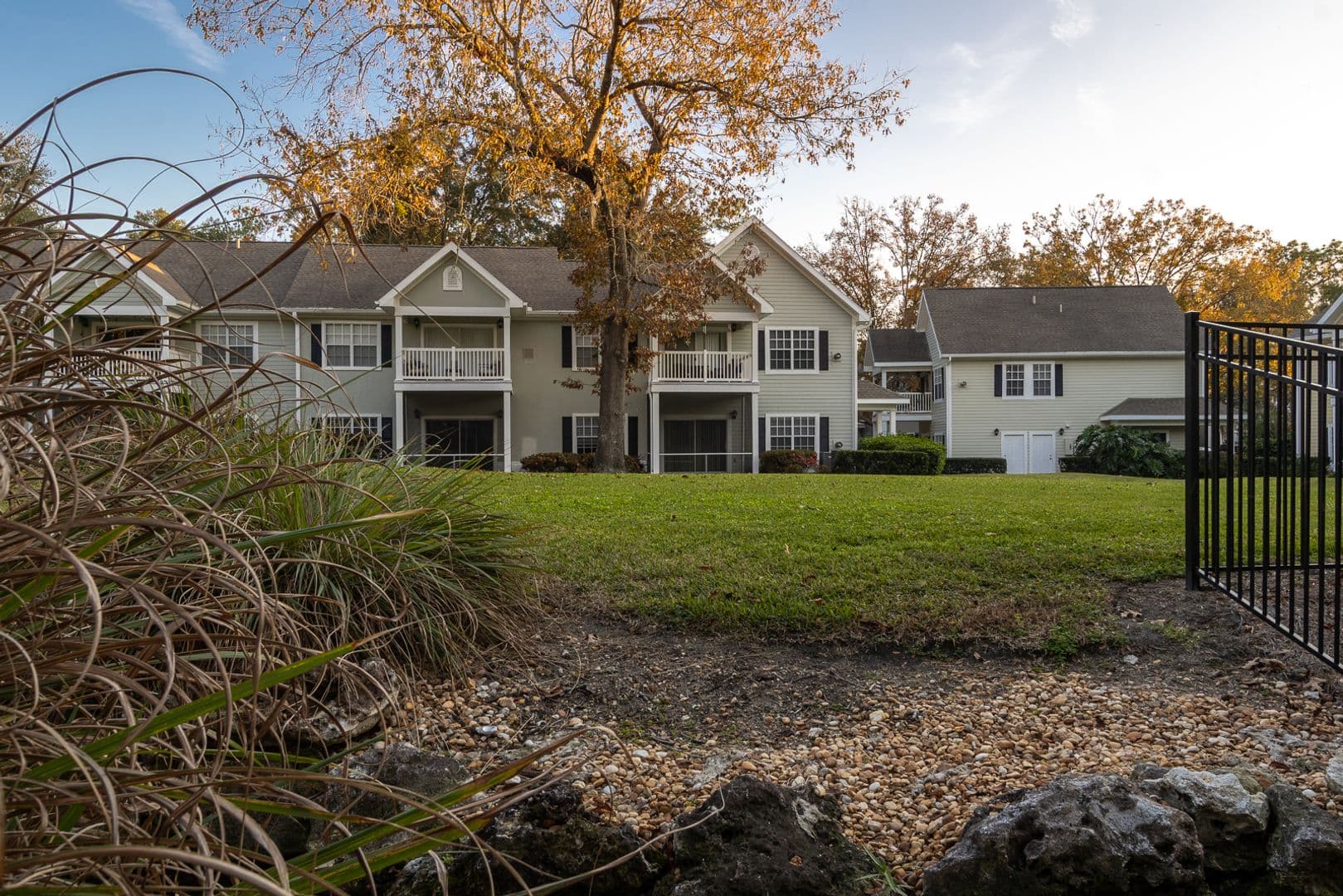 Gainesville House: 10000 SW 52nd Ave