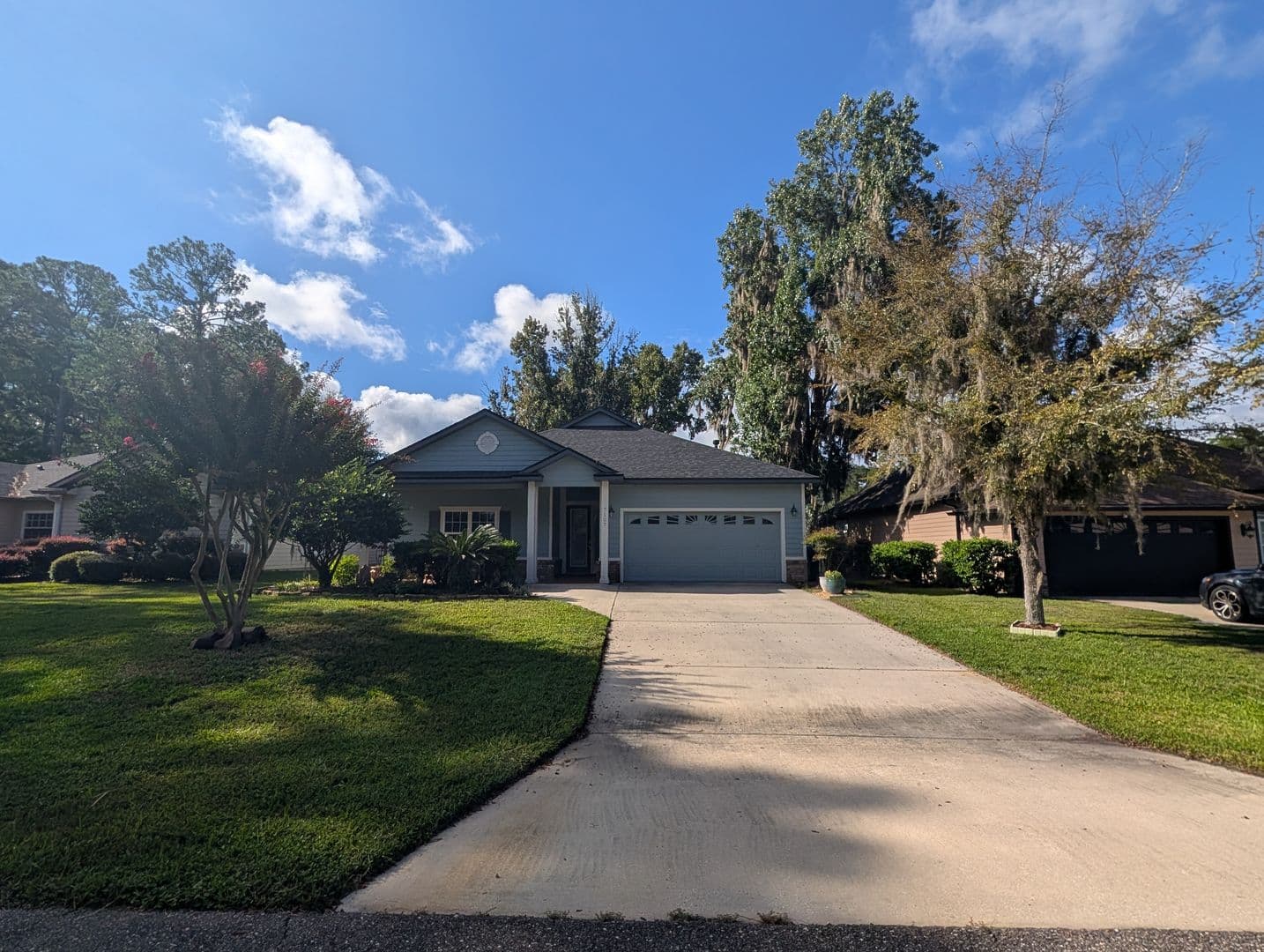 Alachua House: 7107 NW 121st Ave