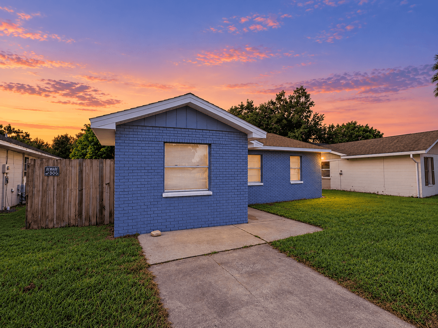 Lakeland House: 2038 Somerville Ln