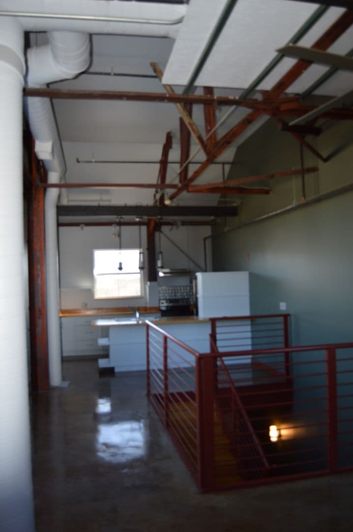 Fayetteville Apartment: 525 S. School Avenue