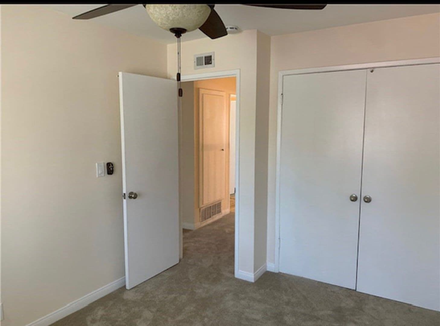Costa Mesa House: 2336 Minuteman Way