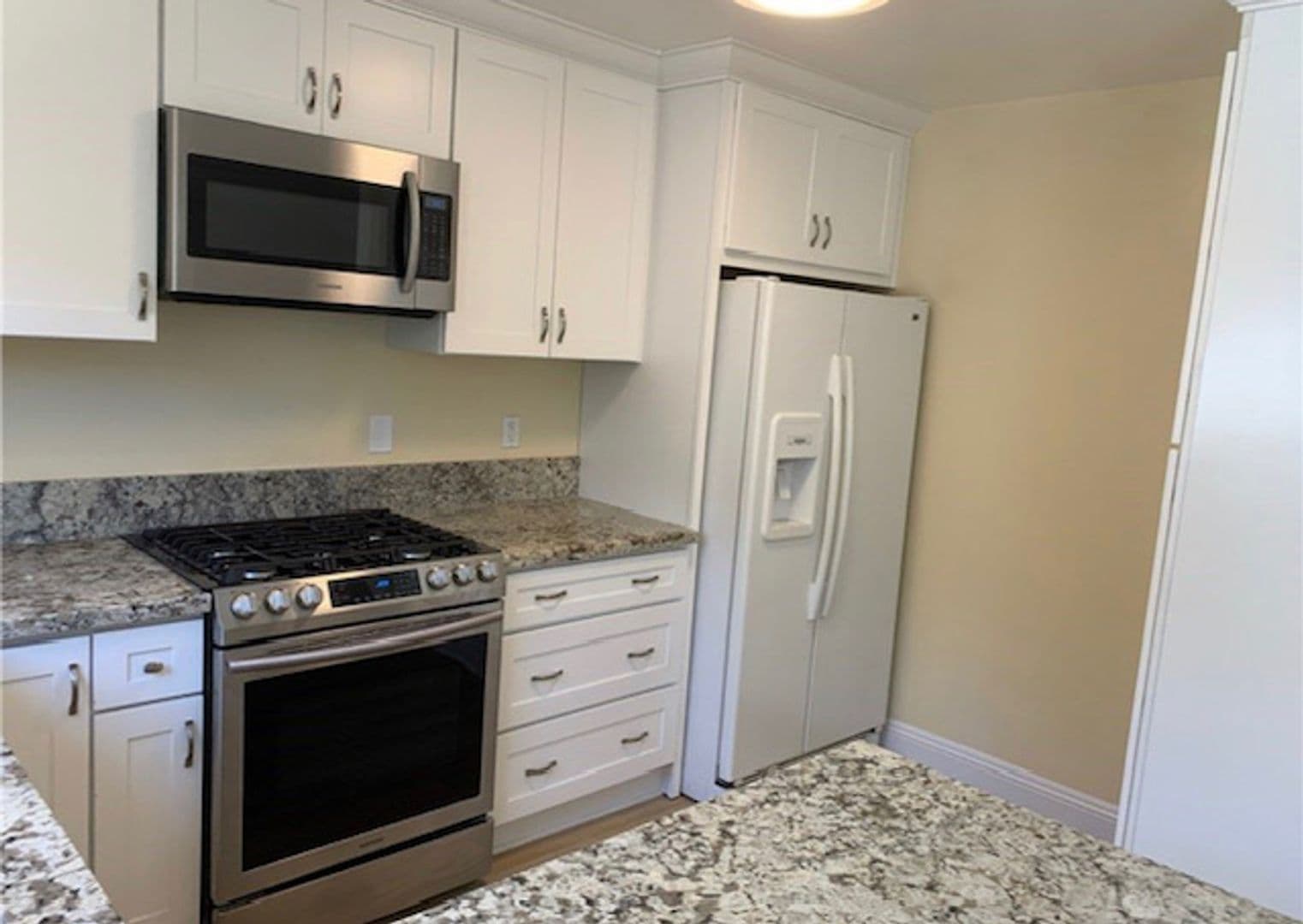 Costa Mesa House: 2336 Minuteman Way