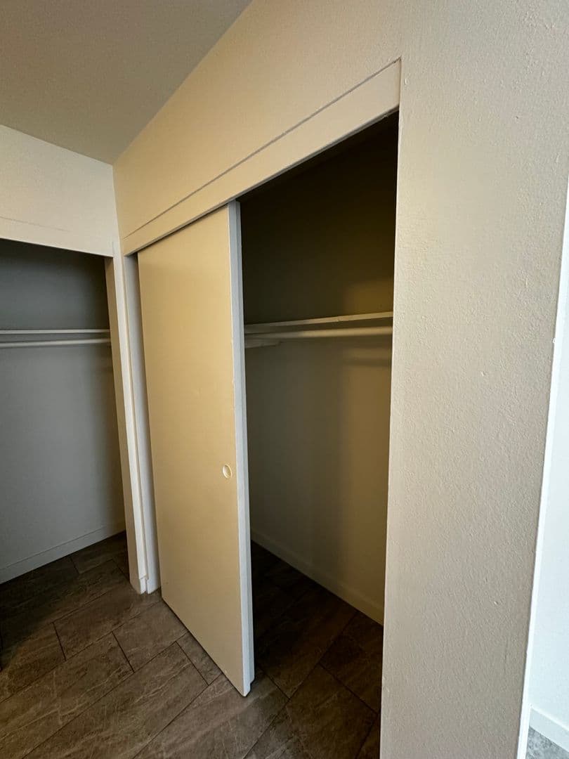 ANAHEIM Apartment: 301 NORTH TUSTIN
