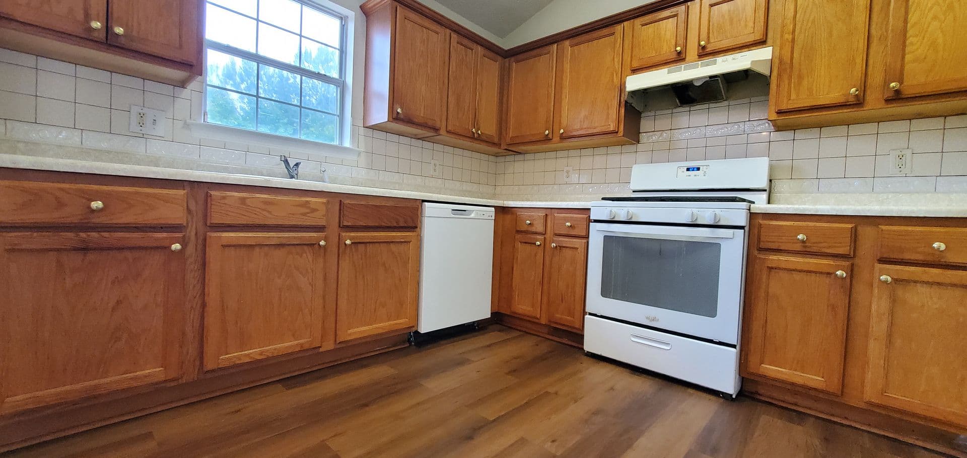 Jonesboro House: 10600 Redbud Lane