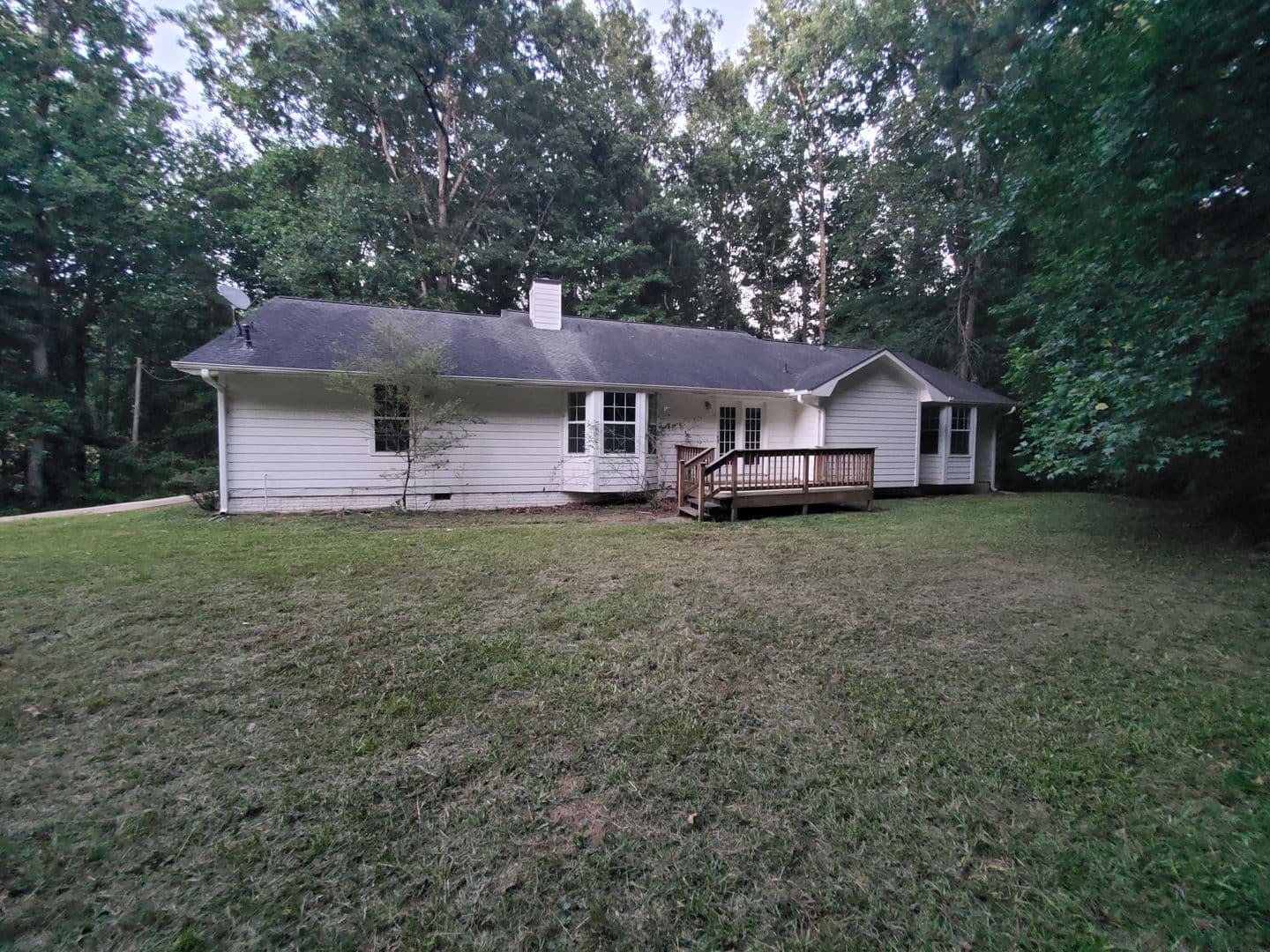 Stockbridge House: 217 Sweetgum Lane