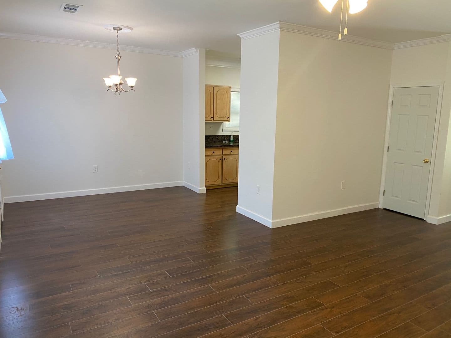 Jonesboro House: 244 Windemere Way