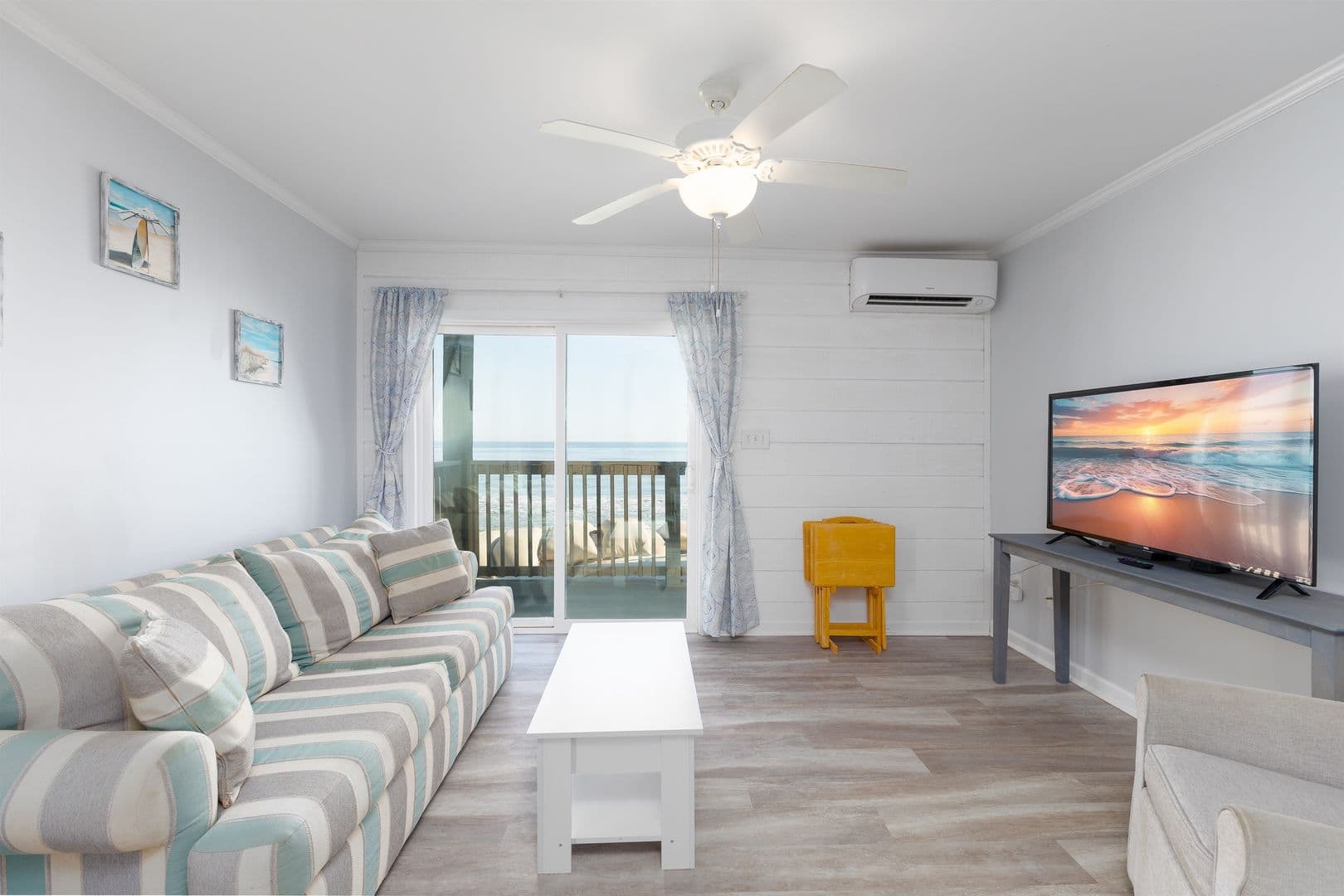 North Topsail Beach Condo: 2182 New River Inlet Rd. #172
