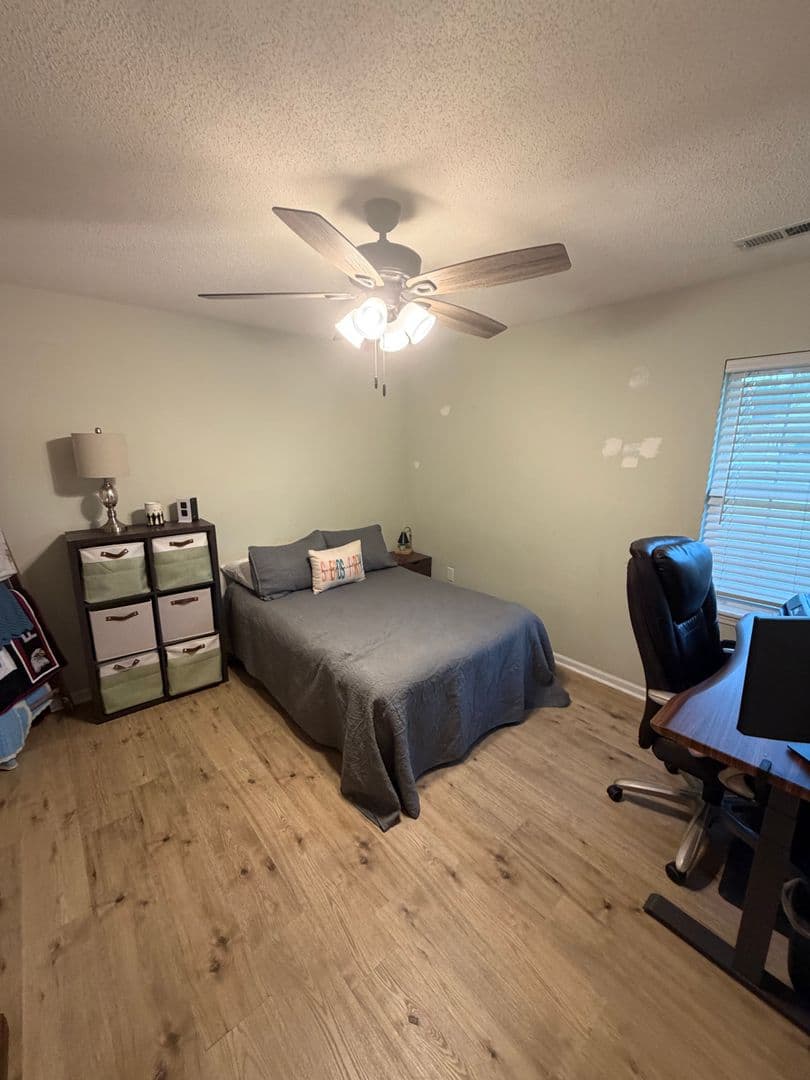 Sneads Ferry House: 207 Bluebird Ct