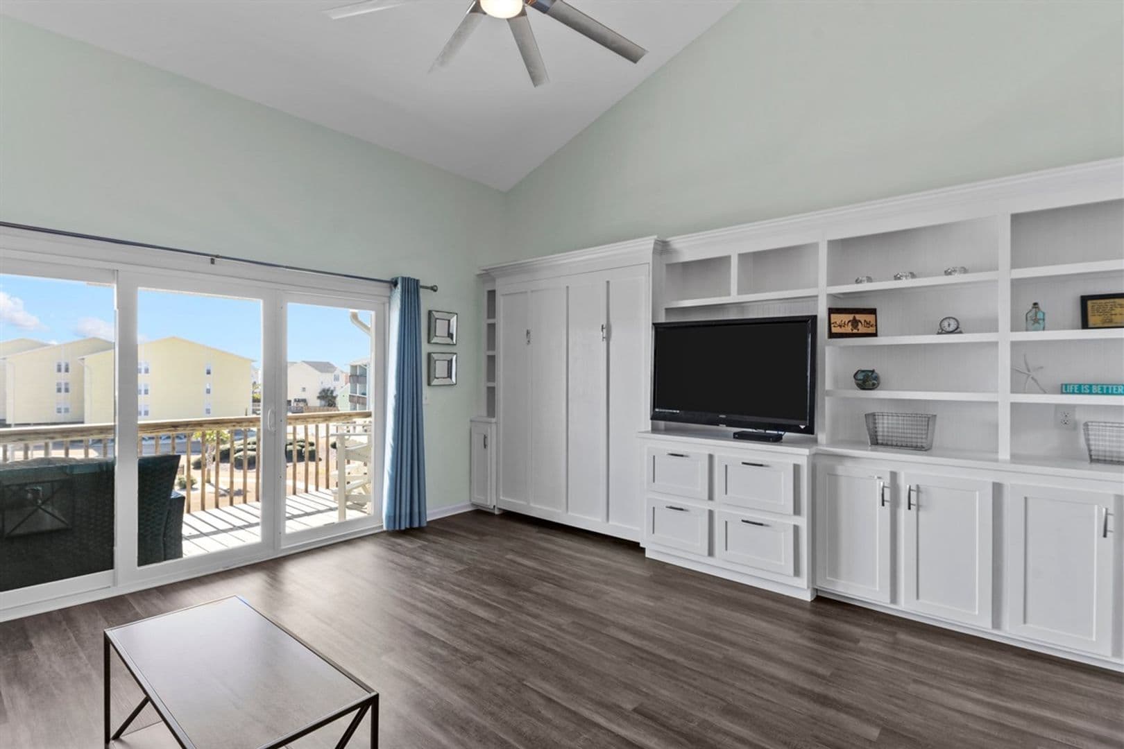 Surf City Condo: 918 N New River Drive #534