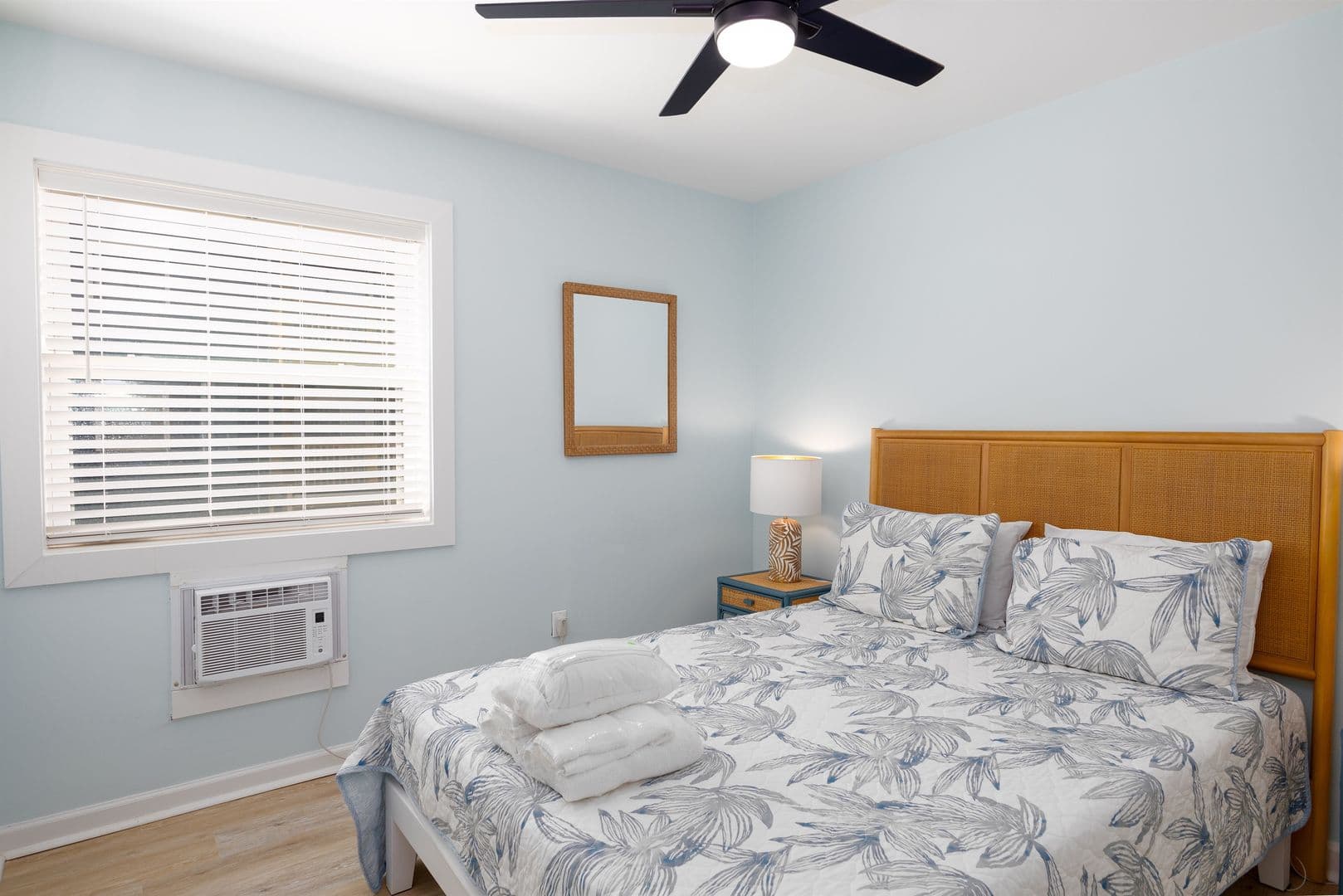 North Topsail Beach Condo: 2210 New River Inlet Rd. #259