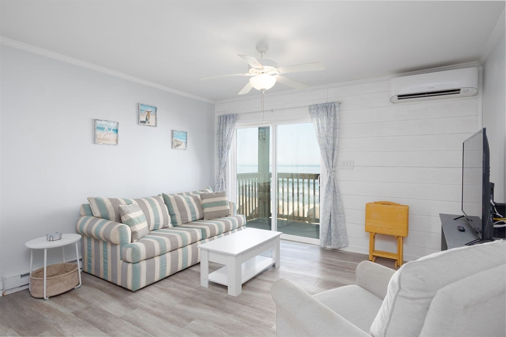 North Topsail Beach Condo: 2182 New River Inlet Rd. #172