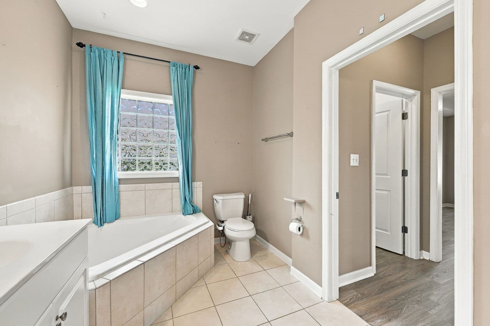 Sneads Ferry House: 257 Silver Creek Loop