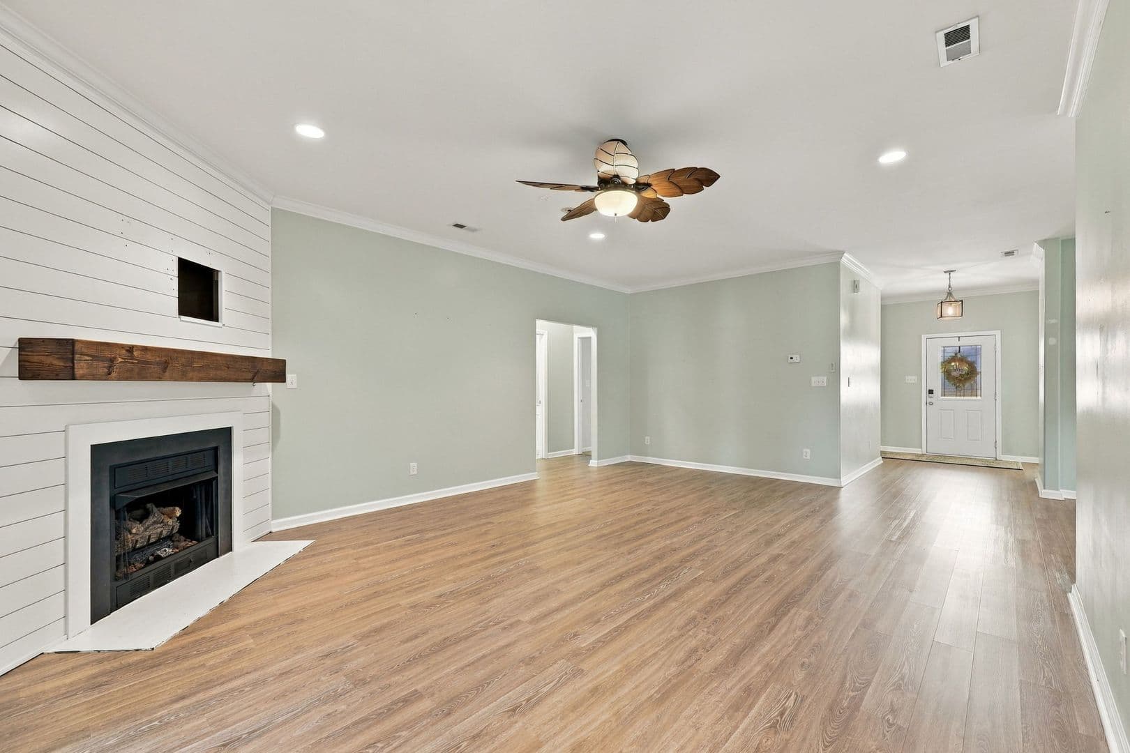 Sneads Ferry House: 257 Silver Creek Loop