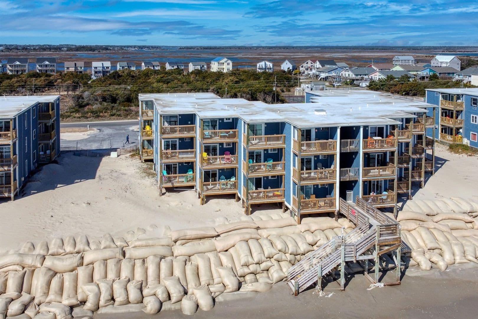 North Topsail Beach Condo: 2224 New River Inlet Rd. #239