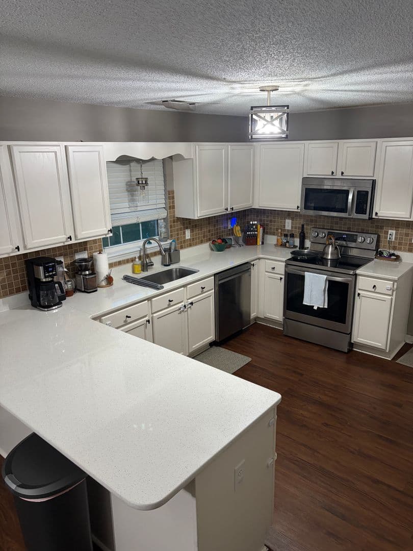 Sneads Ferry House: 207 Bluebird Ct