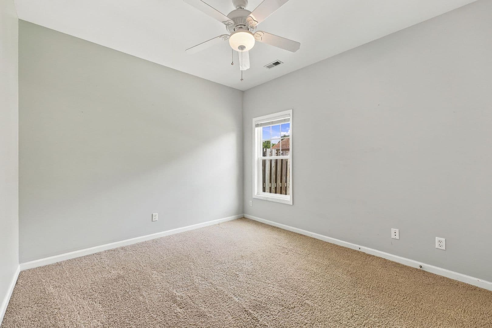 Sneads Ferry House: 257 Silver Creek Loop