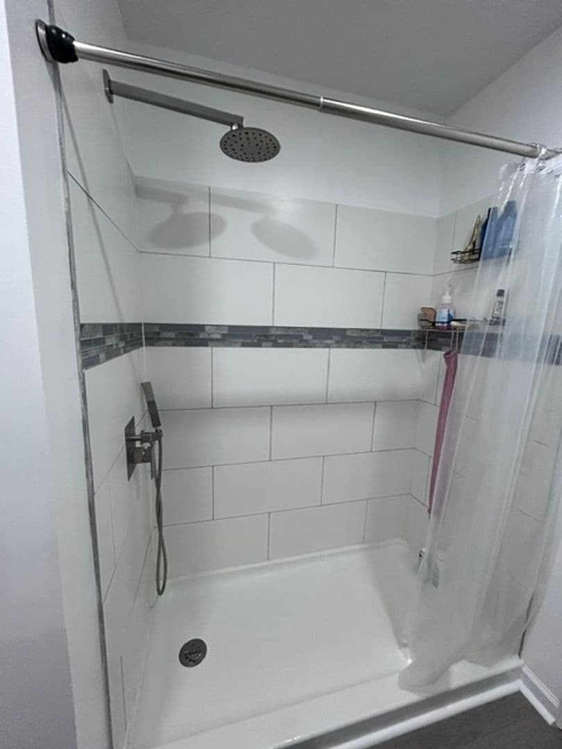 Jacksonville House: 101 Cottonwood Ct