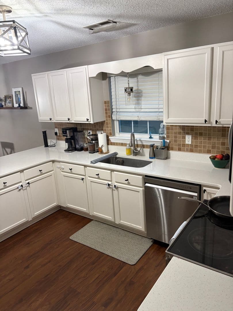 Sneads Ferry House: 207 Bluebird Ct