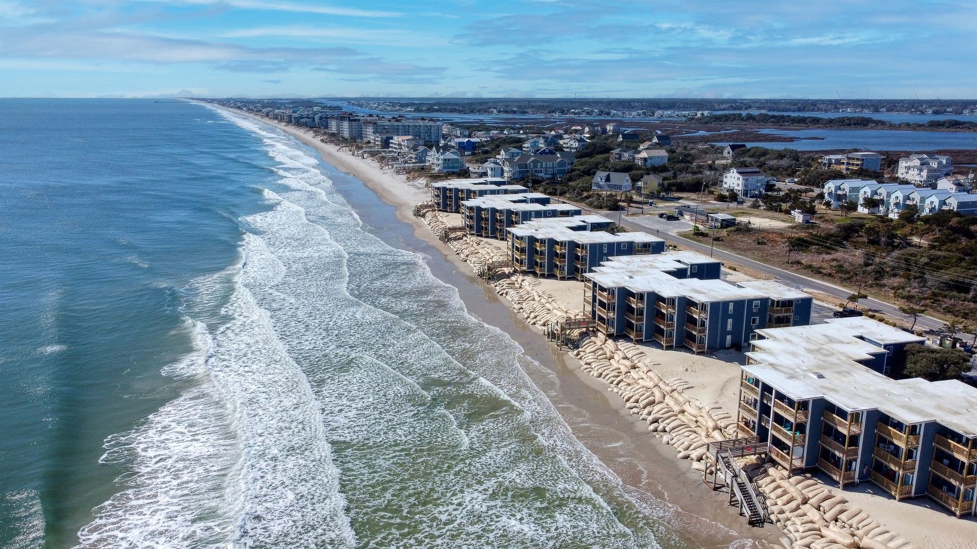 North Topsail Beach Condo: 2224 New River Inlet Rd. #239