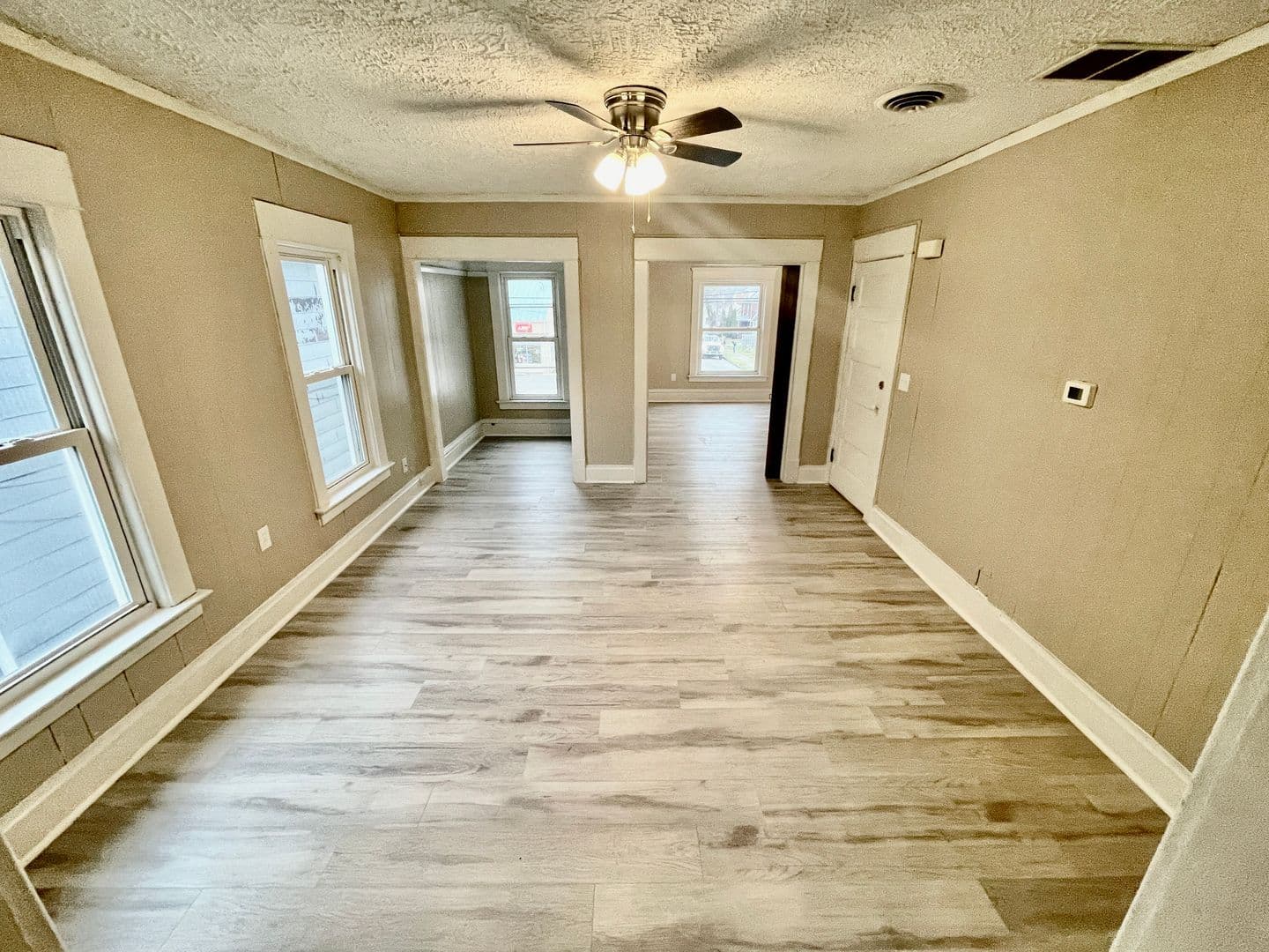 Erie Apartment: 704-706 W 26th St