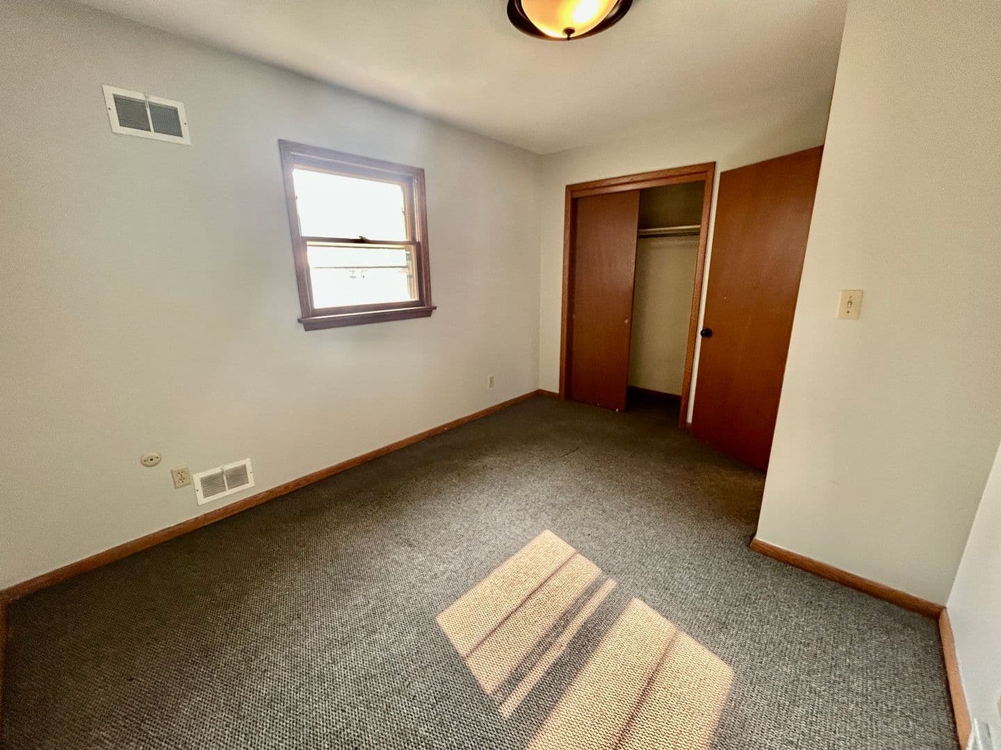 Erie Apartment: 804-810 Powell Ave