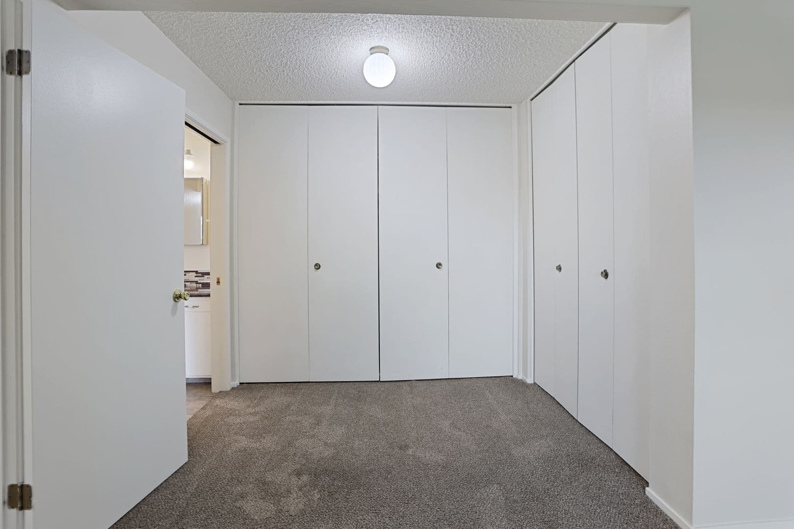 Lodi Apartment: 1301 W Lodi Ave