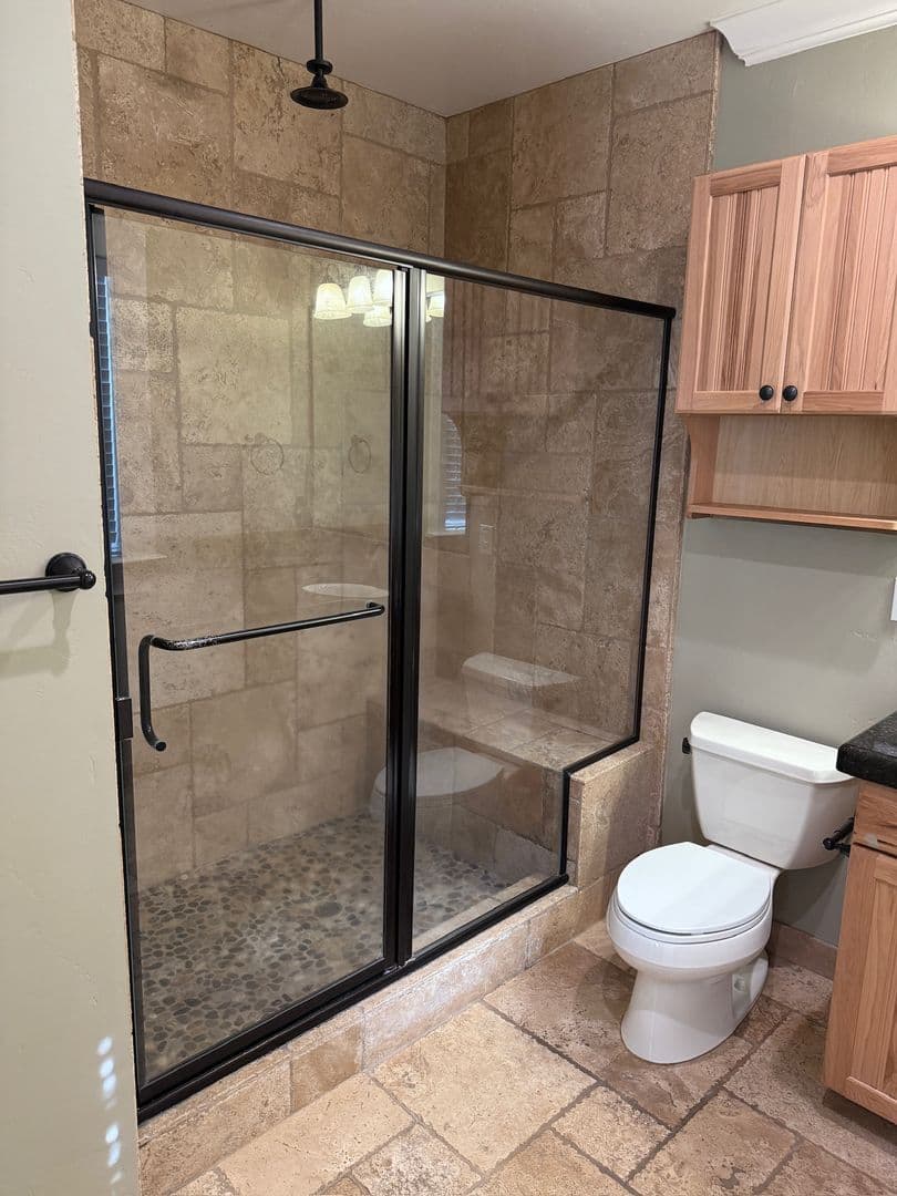 Lodi Apartment: 414 W. Oak St.