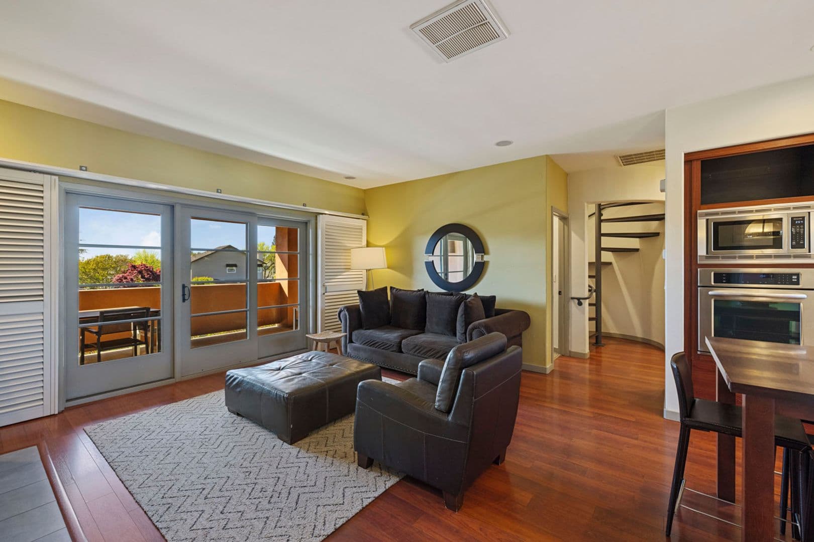 Lodi Apartment: 1279 Woodhaven Ln.