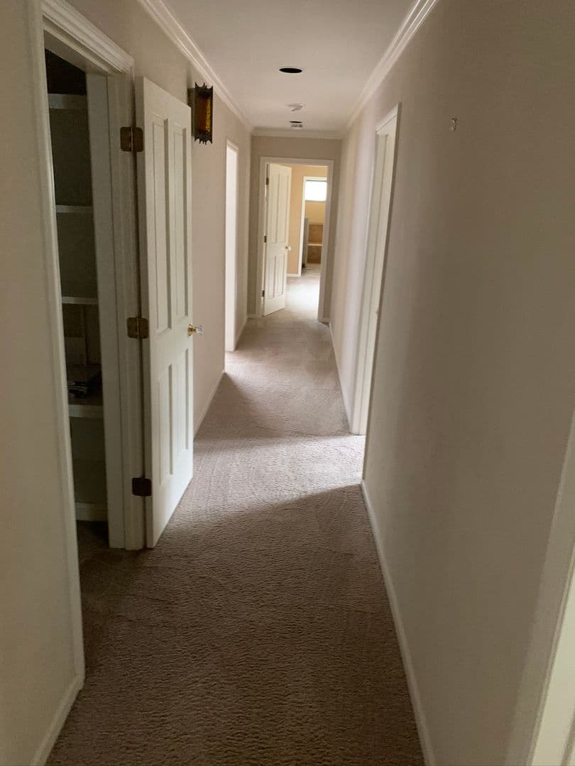 Stockton House: 8537 Pezzi Rd