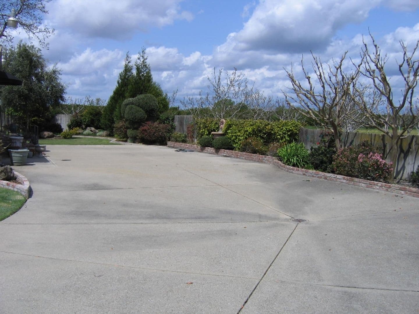 Stockton House: 8537 Pezzi Rd