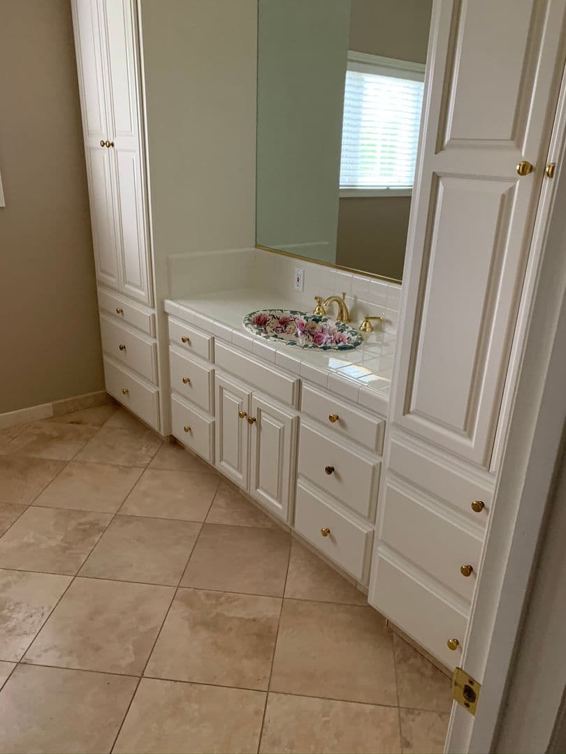 Stockton House: 8537 Pezzi Rd