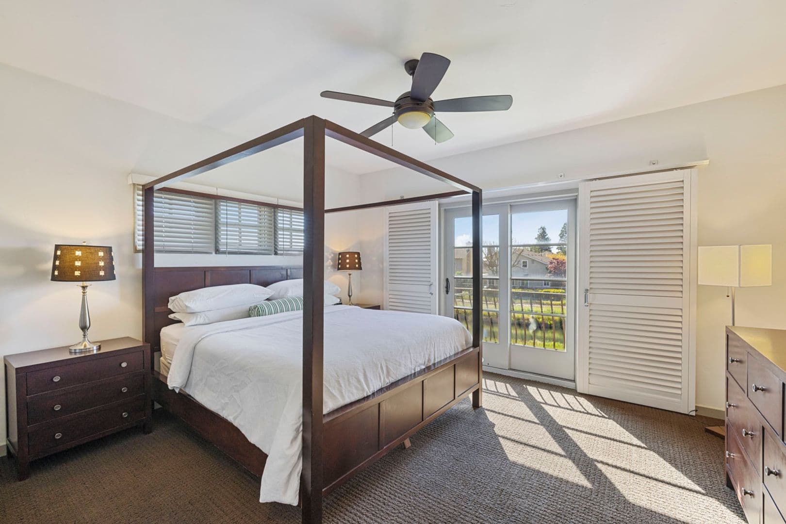 Lodi Apartment: 1279 Woodhaven Ln.