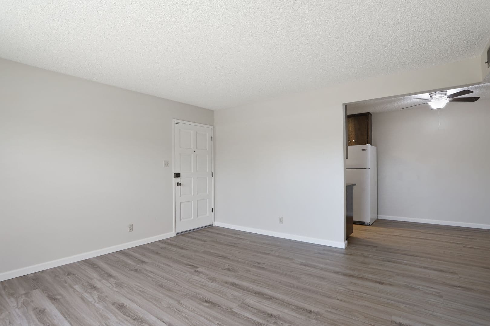 Lodi Apartment: 1301 W Lodi Ave