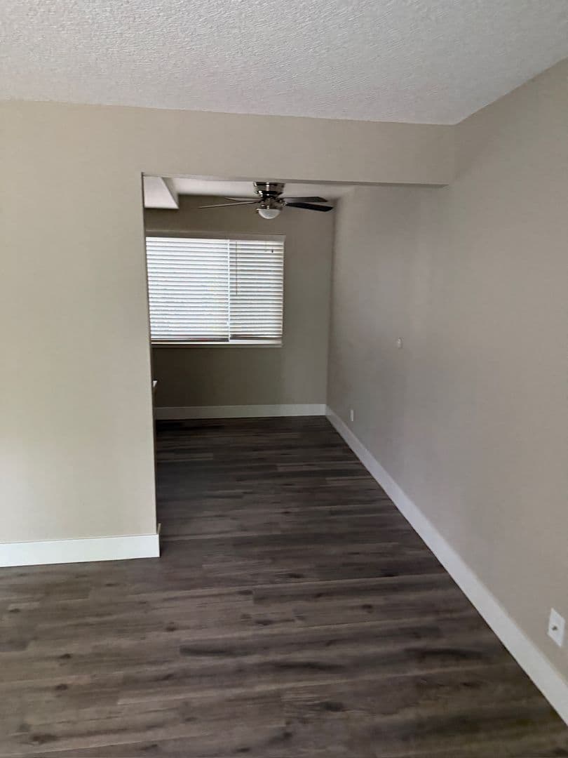 Lodi Apartment: 427 W. Elm St