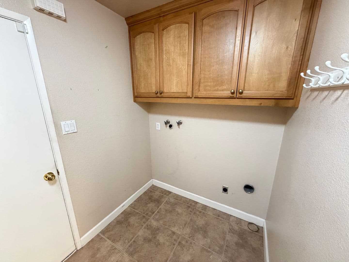 Lodi House: 1433 Keagle Way