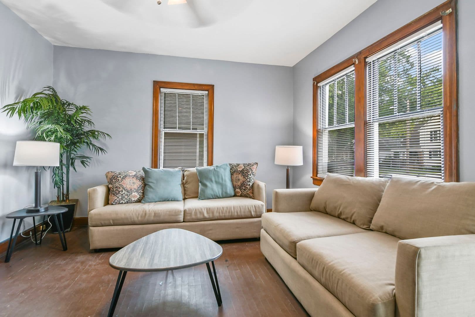 Springfield Apartment: 708 S. 15th St.