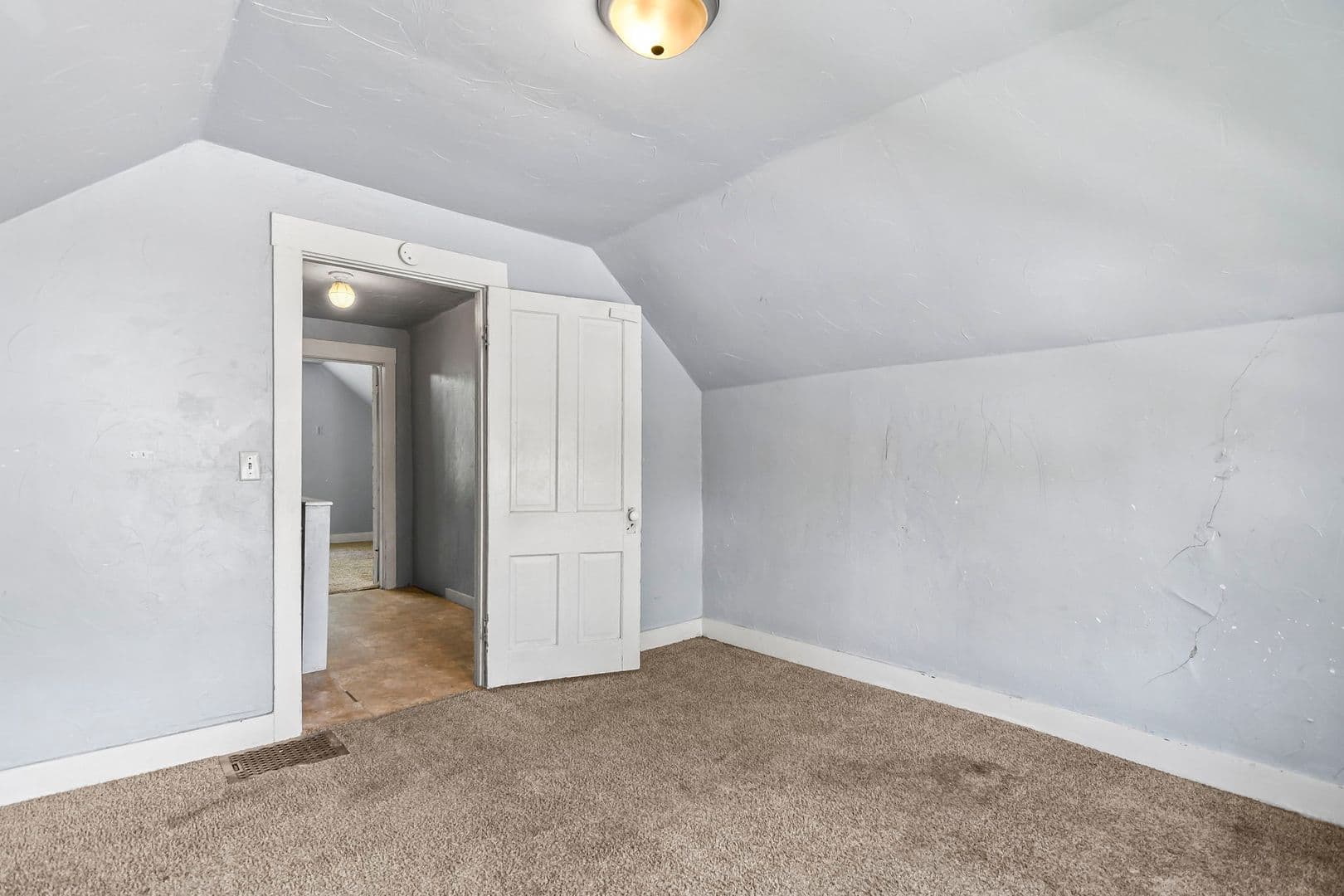 Springfield House: 1130 E. Cedar St.