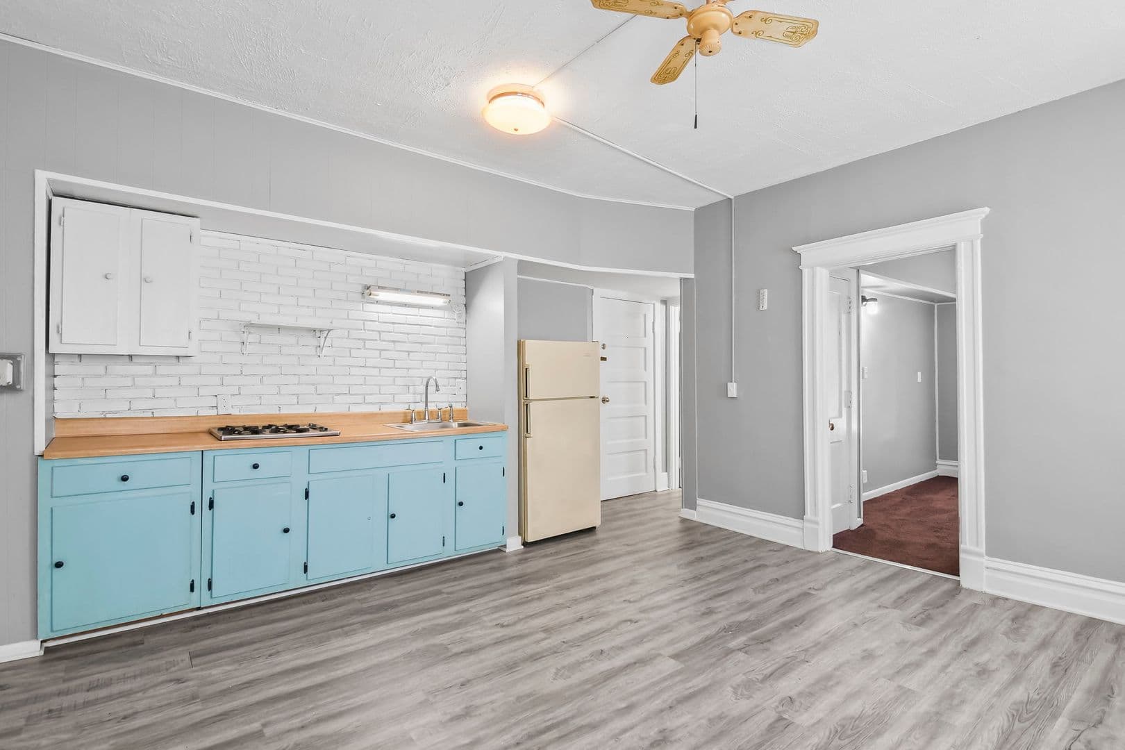 Springfield Apartment: 1301 Whittier Ave