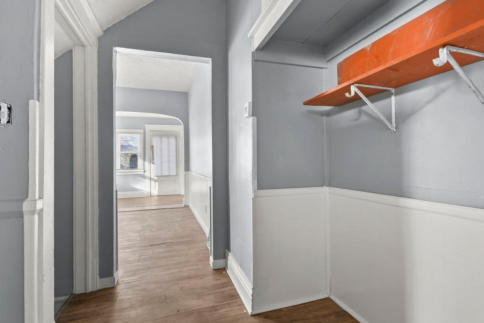 Springfield Apartment: 720 W Edwards St