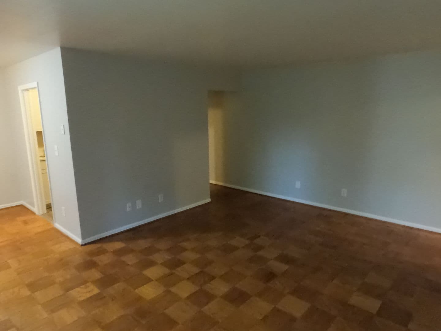 Warrenton Apartment: 394-404 Jackson St
