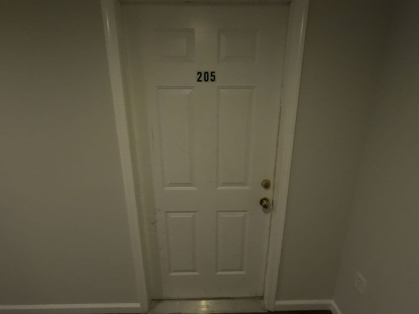 Harrisonburg Apartment: 91-95 N. Main St.