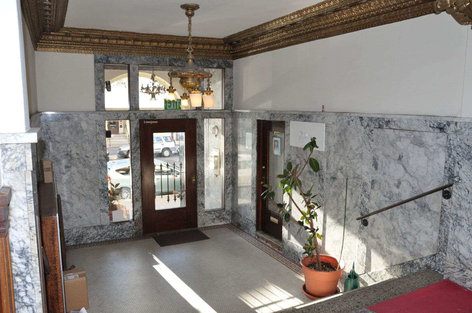 Oakland Apartment: 1515 Alice Street