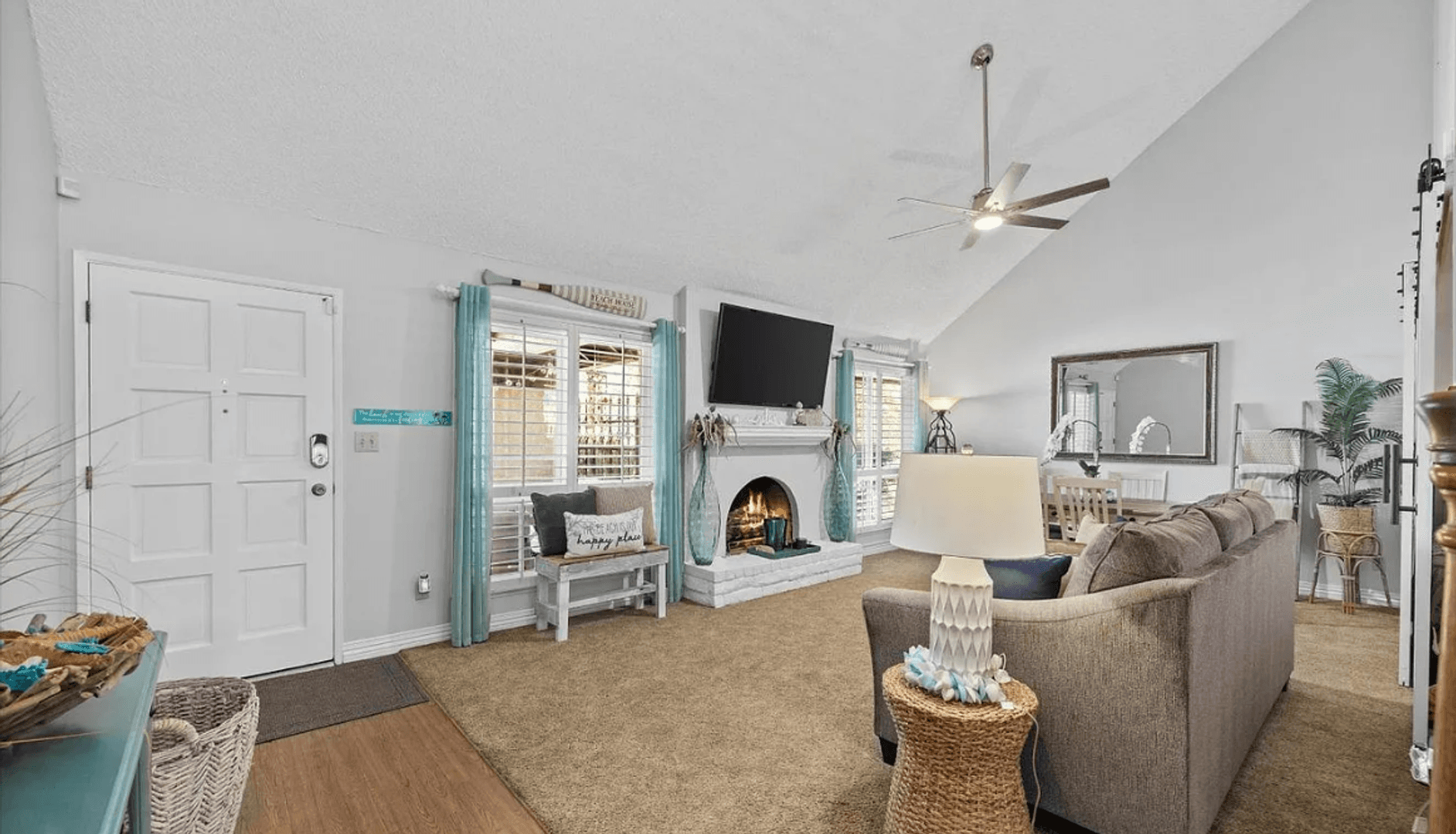 Bakersfield House: 3200 El Encanto Ct